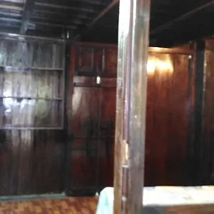 Wood House Farm stay Munnar